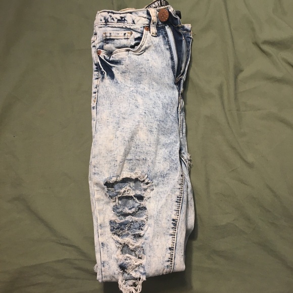Retro Acid Wash High Rise distressed Jeans - Picture 6 of 7
